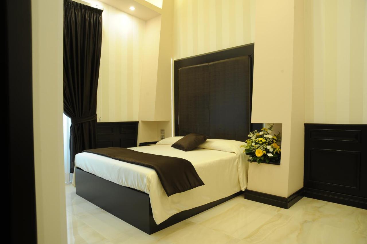 Bed & Breakfast Muro Torto - Sanificata Giornalmente Con Ozono E Prodotti Specifici Conformi Al Decalogo Del Ministero Salute - Personale Sottoposto A Sierologico Periodicamente